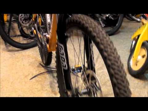 AIRBIKE ROWER CHECKER PIG TIN - PROMOCJA .wmv