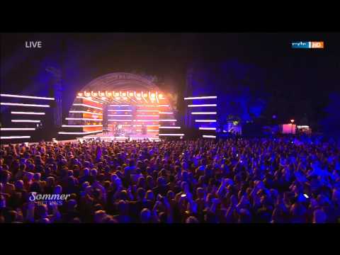 Marlon Roudette - When The Beat Drops Out & Everybody Feeling Something (Musik & Feuerwerk - 2015)