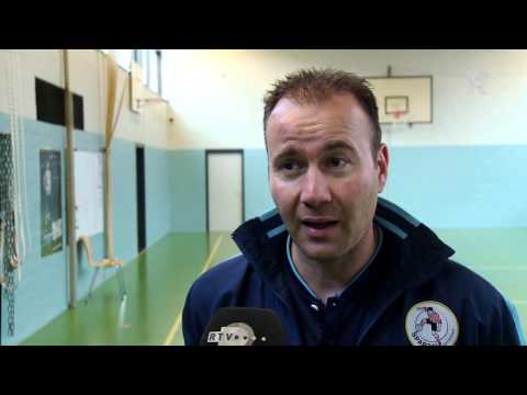 Jeugdspelers Sparta geven trainingen op scholen