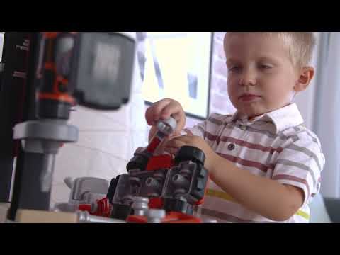 Dirbtuvės SMOBY Black&amp;Decker Bricolo Center 92 priedai video