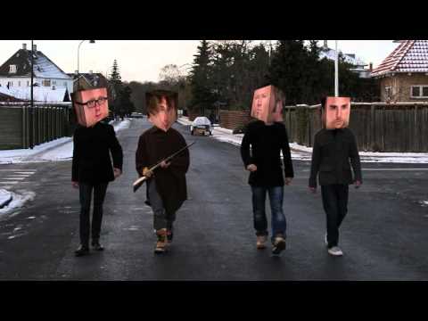 Apparatjik - Tell the babes