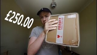 BUYING a mystery box off the DARK WEB !(WEIRD)!