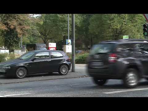 Ablenkung unerwünscht – Polizei führt Verkehrskontrollen in ganz Hamburg durch