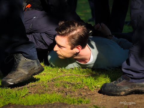 AUSTRALIANS HIRED HEAVILY ARMED THUGS  abducting Christians holding an open-air prayers