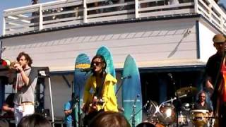 Meiko I Wonder and No Scrubs Live @ Malibu Pier 042609