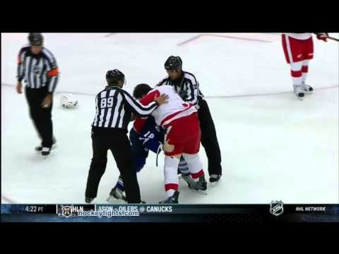 Garnet Exelby vs Mike Brown Oct 1, 2011