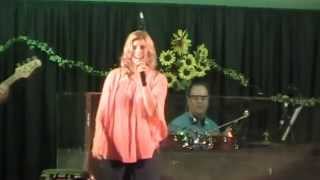 VÉRONIQUE LABBÉ FESTIVAL ÉNERGIE COUNTRY POINTE DU LAC AOÛT 2012 MOV8AA