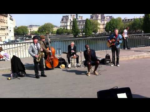 The Buddy DiCollette Band. Notre Dame de Paris. 16 apr 2011