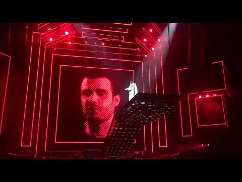 Leoš Mareš - O2 arena (24.4.2018) Nejhorší věta/Miluju/žádost o ruku/Nejlepší nápad