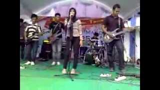 preview picture of video '[ Cover ] D'Angelo - Seharusnya Percaya ( Geisha ) Live in SMKN 1 Magetan'