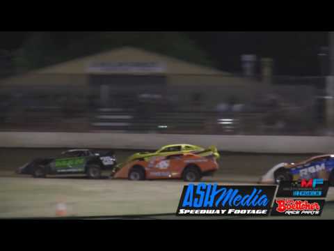 Super Sedans: Ian Brims and Mark Pagel Epic Heat Race - Rockhampton Speedway