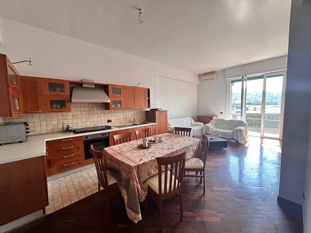 via raffaele cavallo