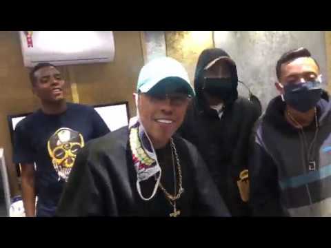 Mc Menor Mr , Mc Muniz e Mc Rael 13 - Medley no Estúdio ( Dj Guh Mix )