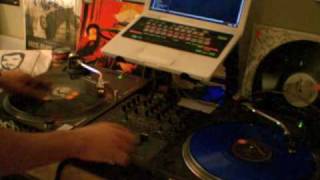 Lenny Ducano Scratching to  