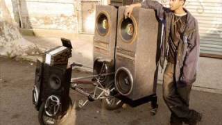 Elephant Man Feat. Ishawna - Give It To Me