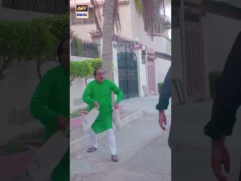 Mehmood Sahab Ki Jan Khatrey Mein 😂🤣 #bulbulayseason2 #shorts #momo