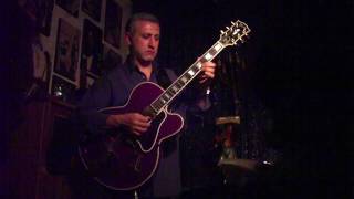 lorenzo Petrocca ORGAN TRIO Play original composition : "Maurizio"