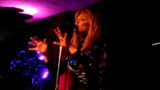Toyah - Thunder In The Mountains live 28/3/09.