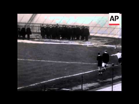 Arsenal V Racing Club In Paris