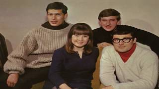 The Seekers ~ Walk With Me (Stereo)