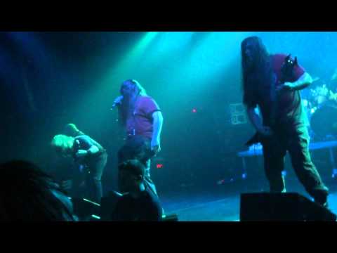 Cannibal Corpse - Hammer Smashed Face & Stripped, Raped and Strangled (Live Paris 13/02/2012)