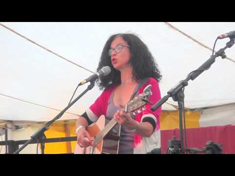 Wendy Arrowsmith @Moira Furnace Folk Festival 2014