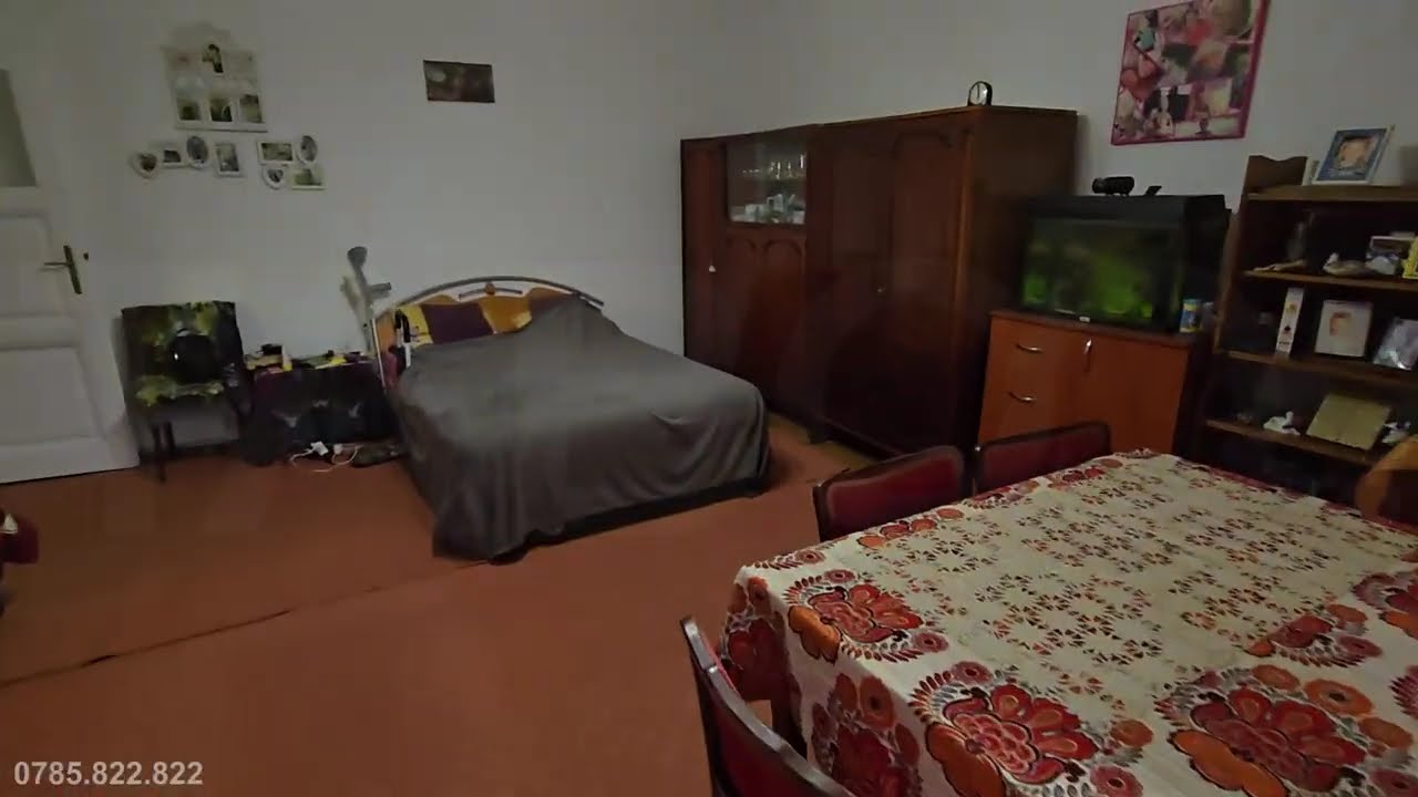 Apartament decomandat 4 camere 130mpu pivnita acces auto Orasul de Jos - Video