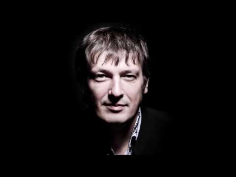 Boris Berezovsky plays Falla (2012): Nights in the Gardens of Spain/Noches en los jardines de España