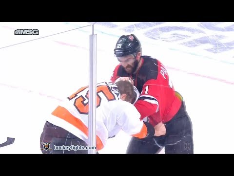 Matt Niskanen vs Kyle Palmieri Nov 1, 2019
