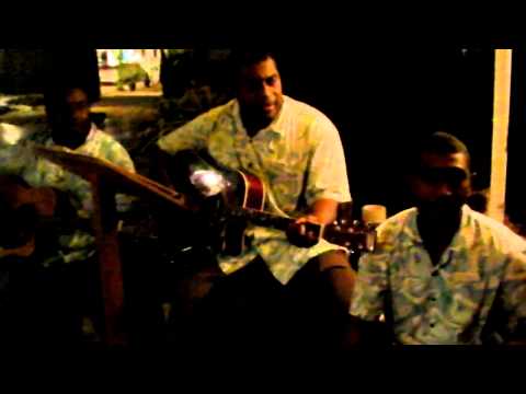 Malolo Band - Inoke Tabua - Au Nanuma Lesu