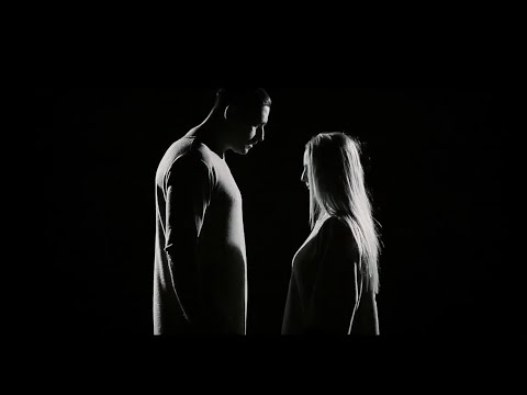 Thumbnail for Александър Славчев & Елена Кокорска - Не си за мен (Official Music VIdeo)