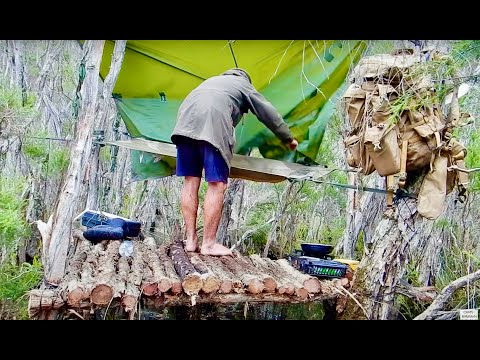 Swamp Survival Shelter… Overnight Camping In A Wetland
