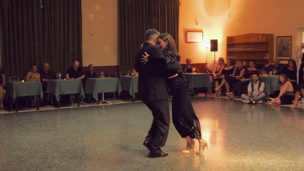 Roberto Zuccarino & Aldana Valentina Octubre 2023 Barcelona