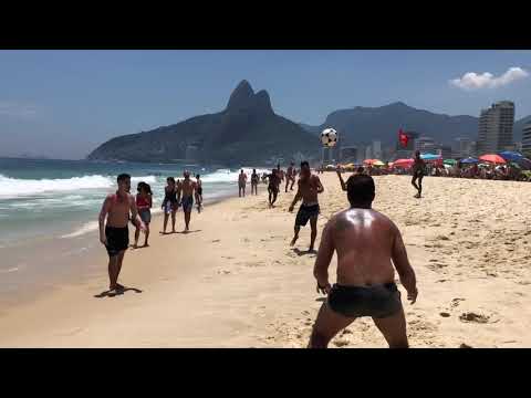 Como jogar altinha em Ipanema