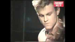 Thee Milkshakes - Shimmy Shimmy/Pretty Baby (Live at the Nottingham Palais, UK, 1984)