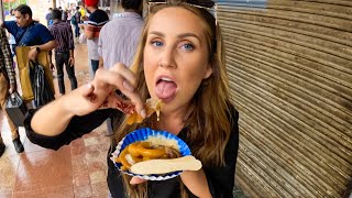 Trying Indian Jalebi For the First Time in New Delhi 🇮🇳