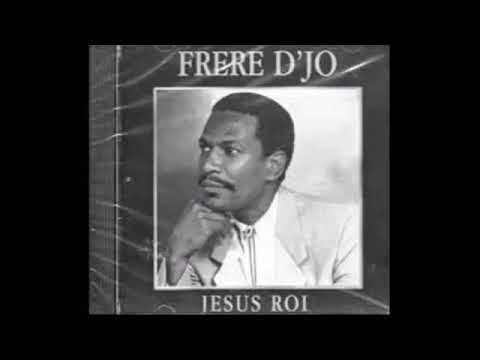 Le maten, Mwen chante lajistis ou. A midi, Mwen chante gran amou ou.