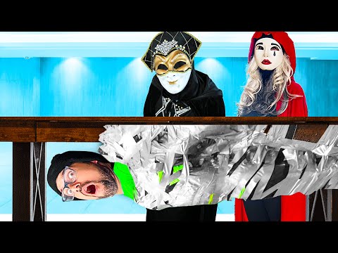 Sneaking Into Hacker Mansion