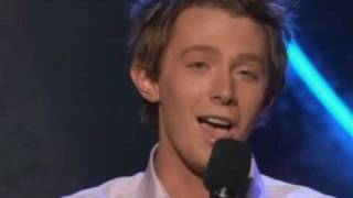 Clay Aiken sang Somewhere Out There on AI2&#39;s Halfway Home Special