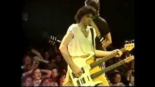 Golden Earring - Slow Down (official clip 1981, live)