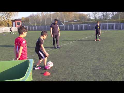 (adam bashir)في تمرين الكرة 2021(3)