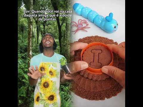 Marca aquela amiga é a doida das plantas 😂#humor #fefebez #comedia