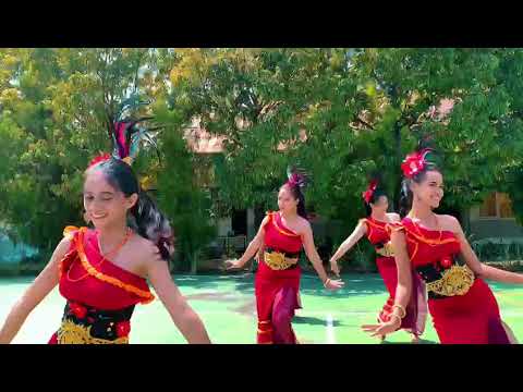 peserta finalis Lomba Tarian Kreasi mahasiswa oemathonis