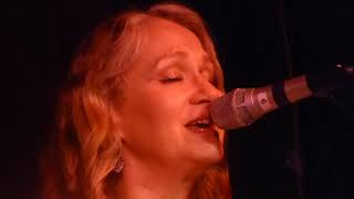 Joan Osborne at Cafe Istanbul 2018-04-29 YOU AIN'T GOIN'  NOWHERE