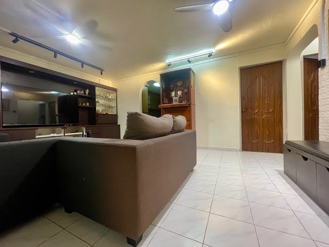 4 Room (4S) HDB for Sale in  348 Woodlands Avenue 3 - Image 15