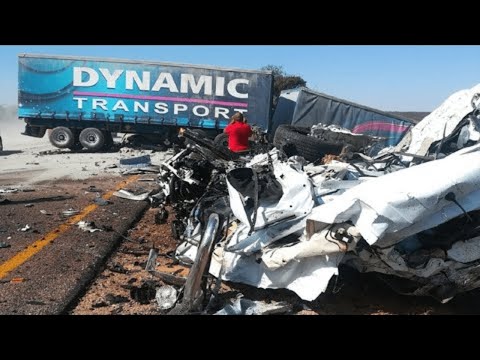 Top 20 Dangerous Truck & Car Driving on Dashcam - Excavator Idiots Skills - Truck, Car Disaster