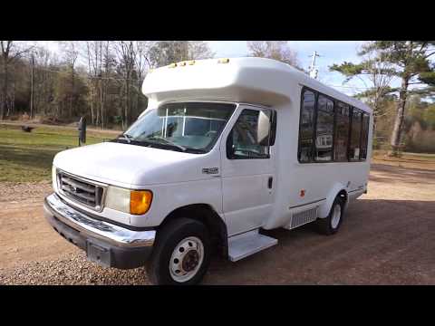 2005 Ford E 350 Eldorado National 15 Pass Shuttle Bus VIN 7326