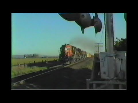 1077. SOUTHERN PACIFIC SP 7654 TOLEDO Hauler in Valley Oregon on April 29 1989 with