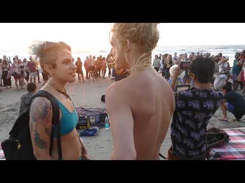 download lagu mp3 mp4 Live Music In Goa, download lagu Live Music In Goa gratis, unduh video klip Live Music In Goa