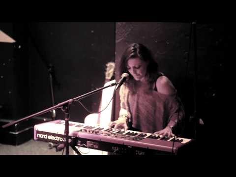 Claire Campbell - Dance me to the end of love(Leonard Cohen) -  Roxy 171, Glasgow, 24/06/2014